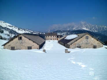 L’ALTOPIANO DI RAZZO - Date disponibili : 22 , 23 , 24 , 29 Dicembre 2025 e 3 , 6 , Gennaio 2026